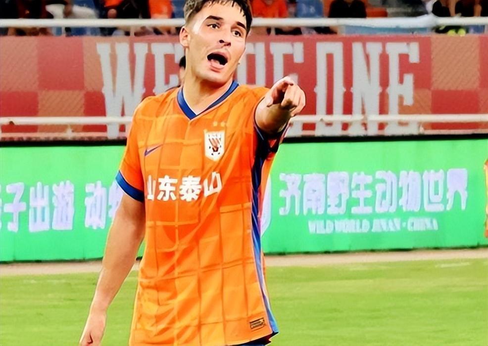 星空官网-韩鹏不简单!7场激活3大王牌外援 鲁能清洗计划有变 瓦科不走了