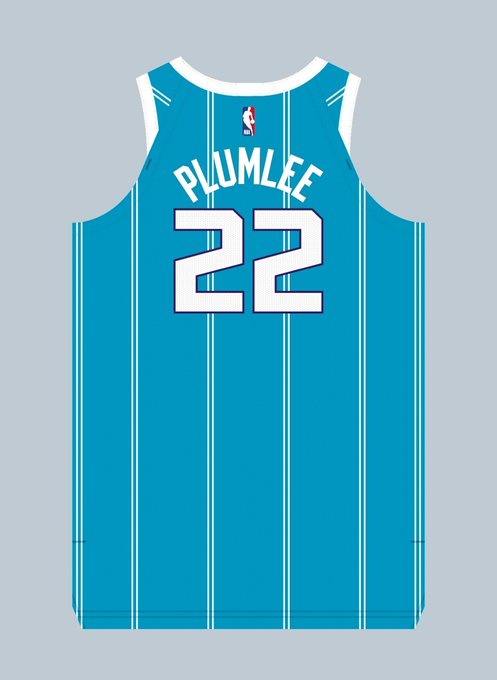 球衣记者:塞克斯顿在黄蜂穿8号&丁威迪26&康诺顿21&普拉姆利22