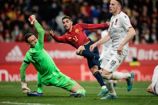 星空投注-西班牙刮起青春风暴，恩里克改造初见成效