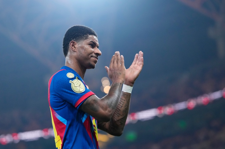 星空体育-TA：巴萨计划分三期买断拉什福德，每期支付1000万欧